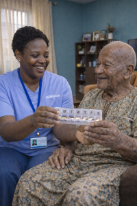 kudocare elder man med reminder